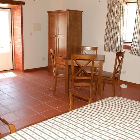 Casa Do Pinheiro Grande 3*